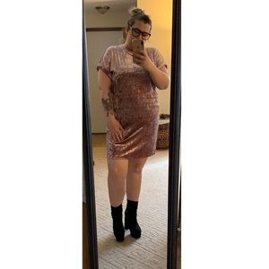 Forever 21+ Pink Plus Size Velvet Shirt Dress